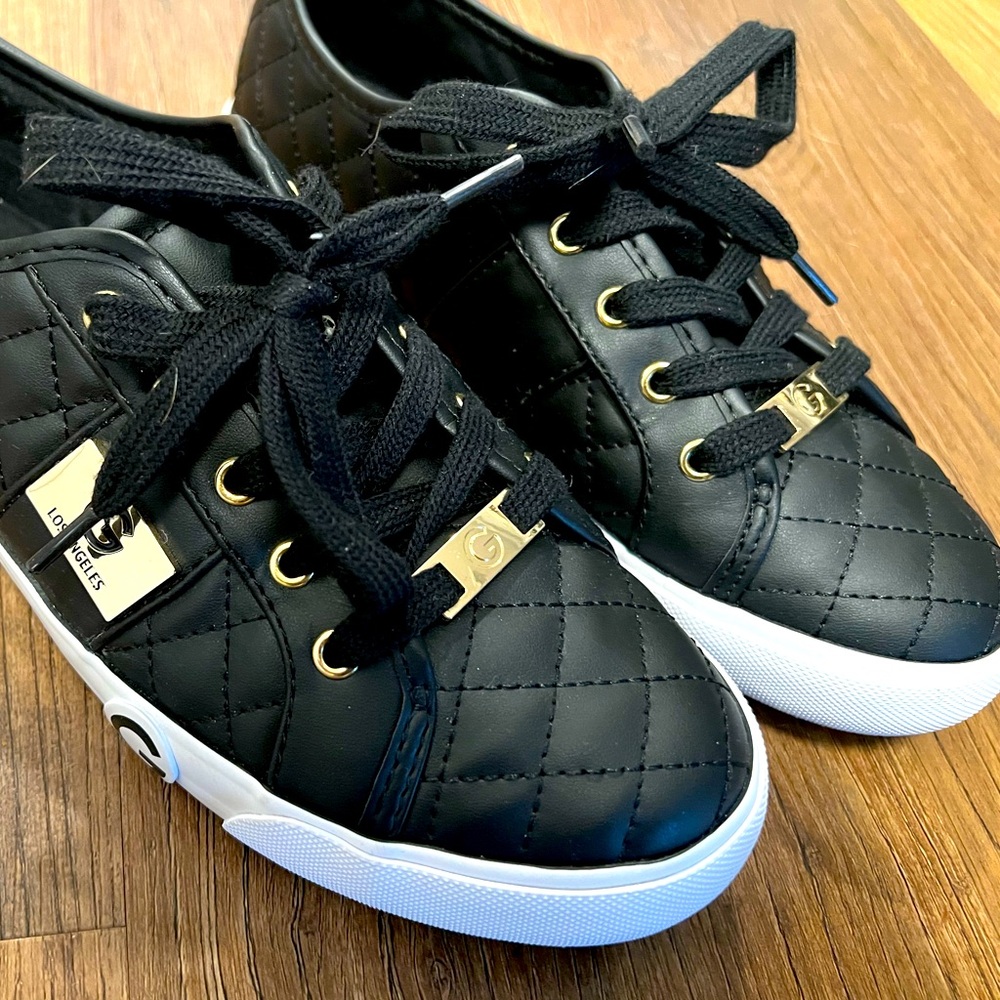 GBG Black Quilted Faux Leather - Size 7.5